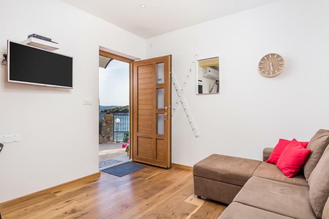 Apartments Linda Sestrunj Экстерьер фото